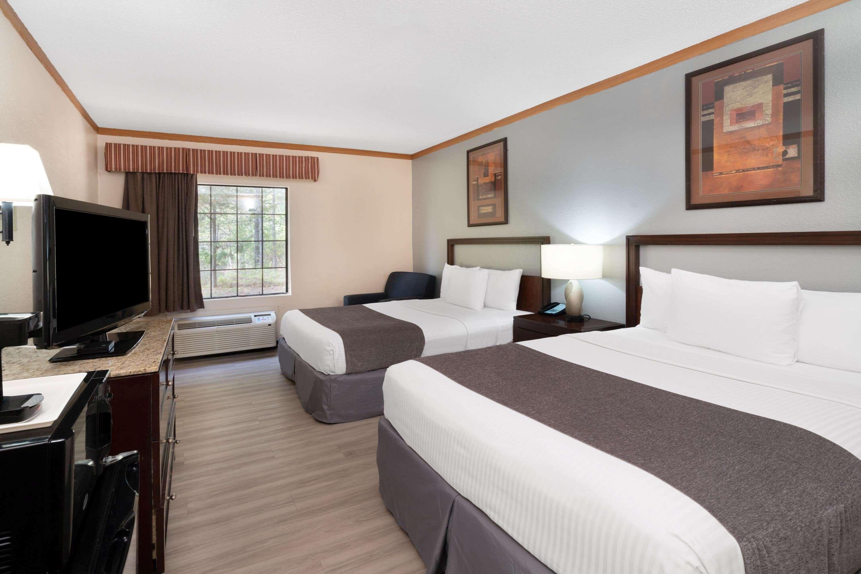 Baymont By Wyndham Hinesville Fort Stewart Area Buitenkant foto
