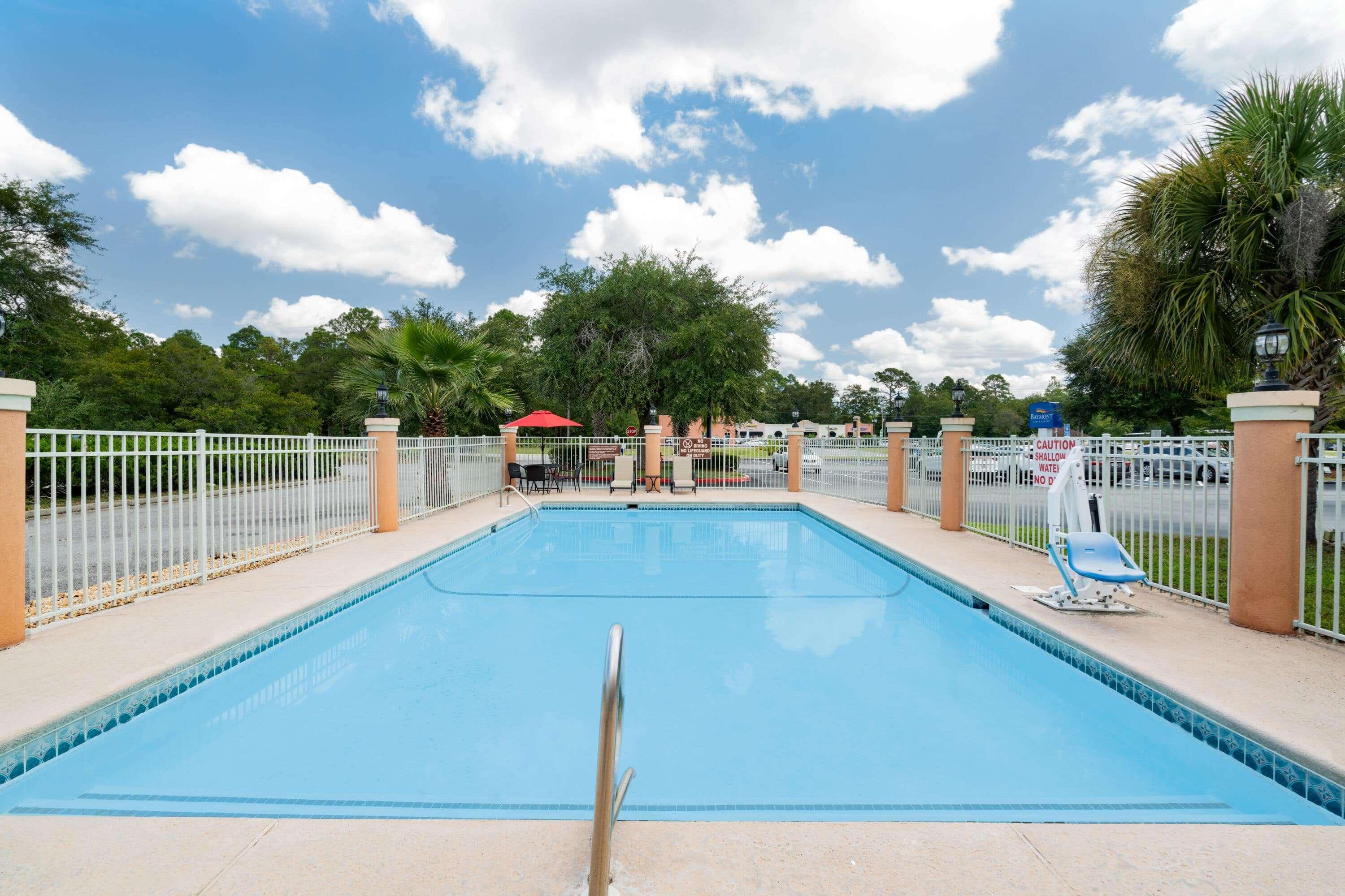 Baymont By Wyndham Hinesville Fort Stewart Area Buitenkant foto